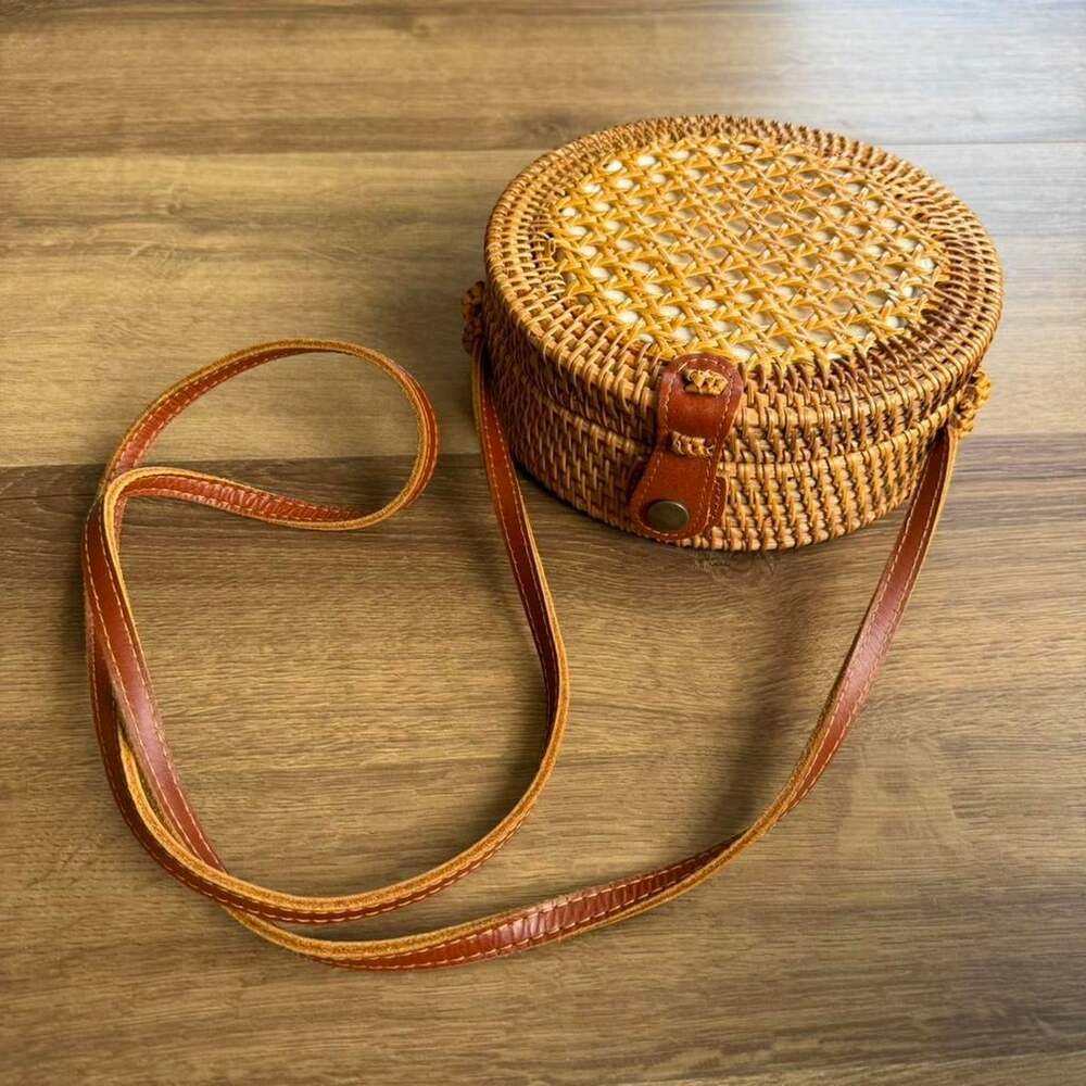 Round Rattan Resortwear Crossbody Bag 60 Af